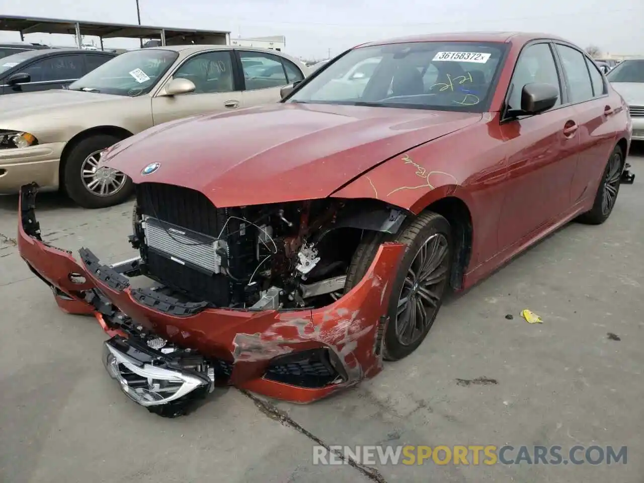 2 Photograph of a damaged car 3MW5U7J02N8C32885 BMW M3 2022