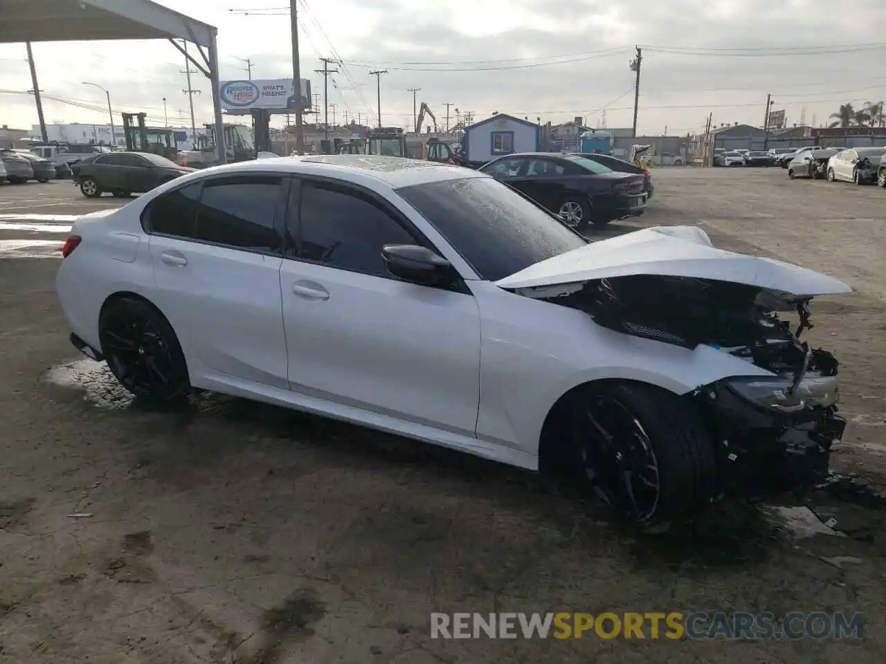 4 Photograph of a damaged car 3MW5U7J07N8C74808 BMW M3 2022