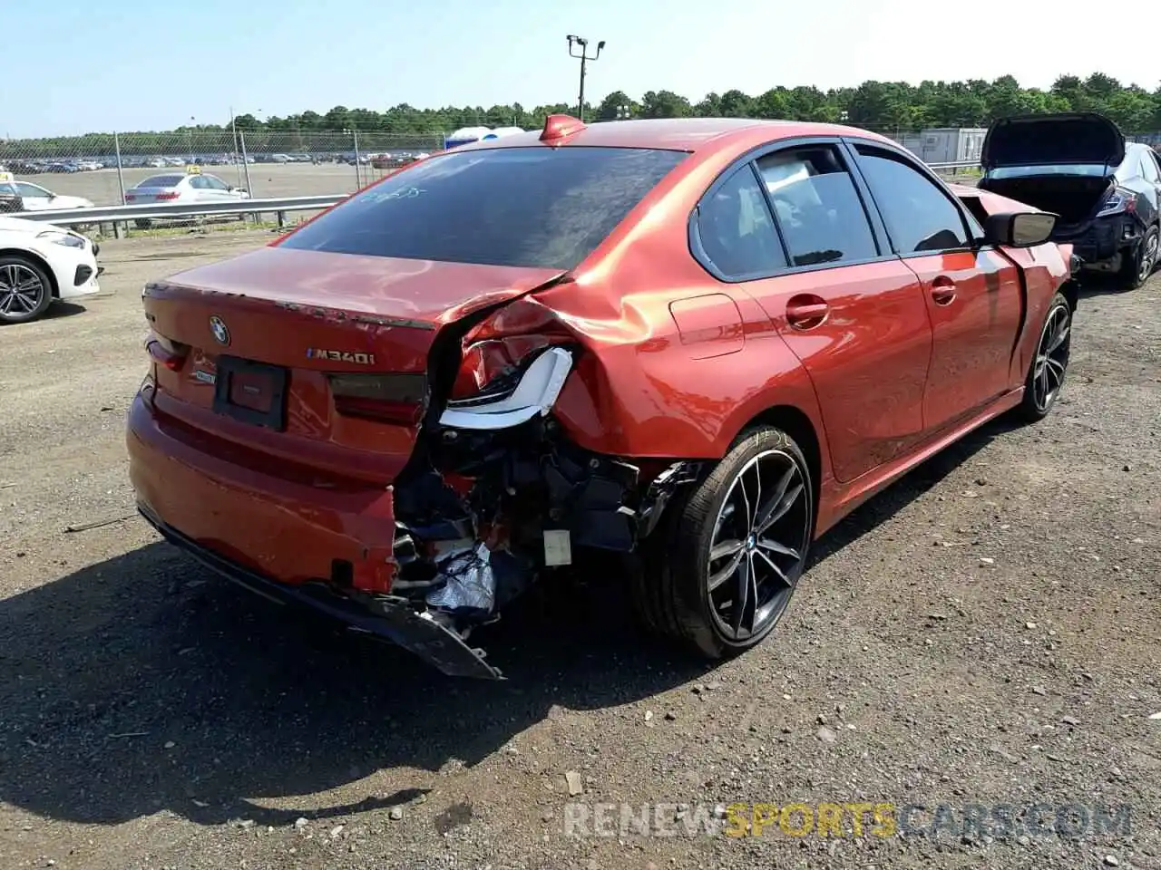 4 Photograph of a damaged car 3MW5U9J00N8C24635 BMW M3 2022