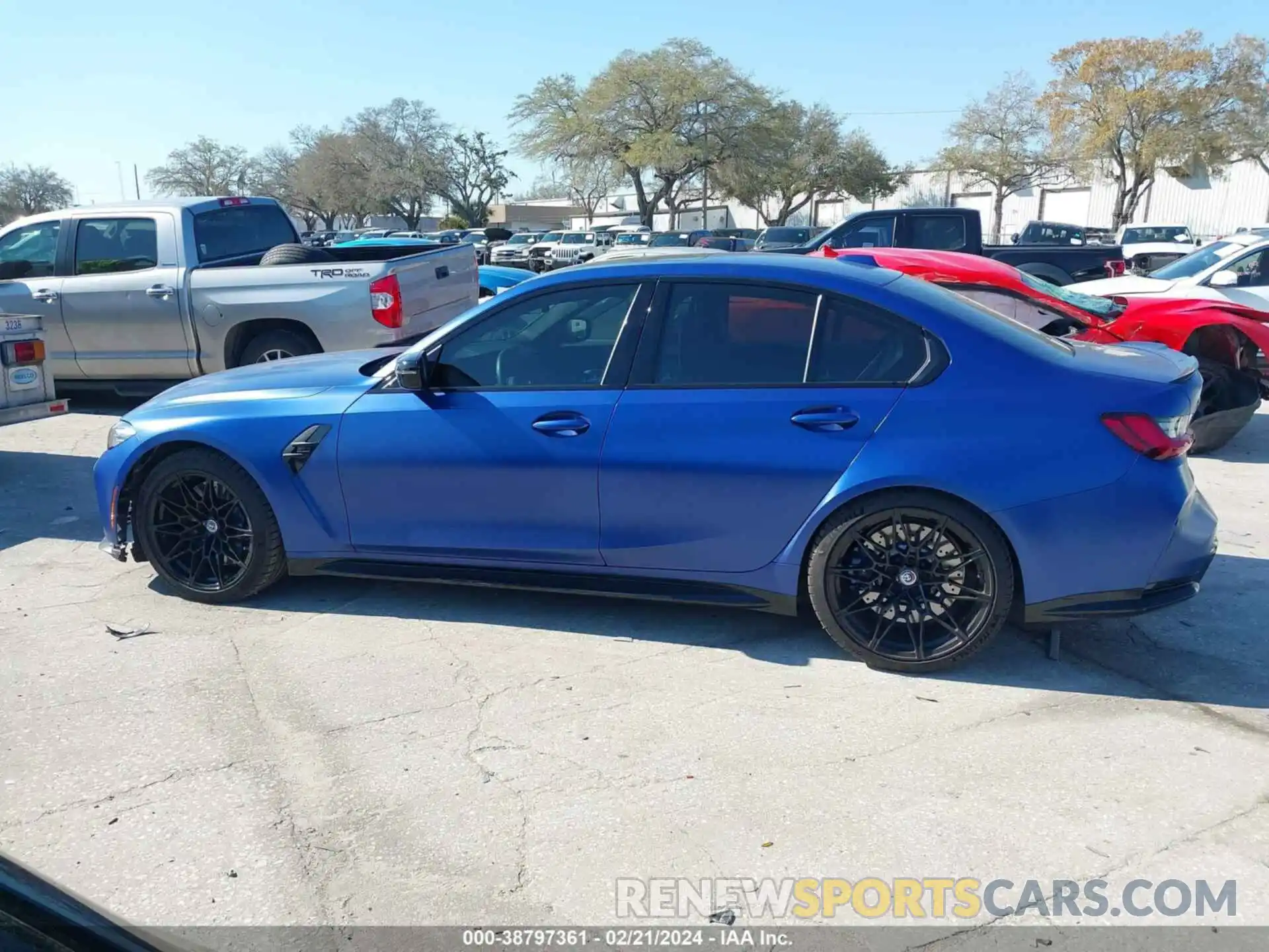 15 Photograph of a damaged car WBS43AY07PFN85064 BMW M3 2023