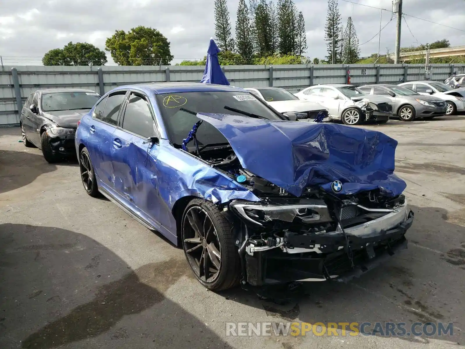 1 Photograph of a damaged car 3MW5U7J04L8B39587 BMW M340I 2020