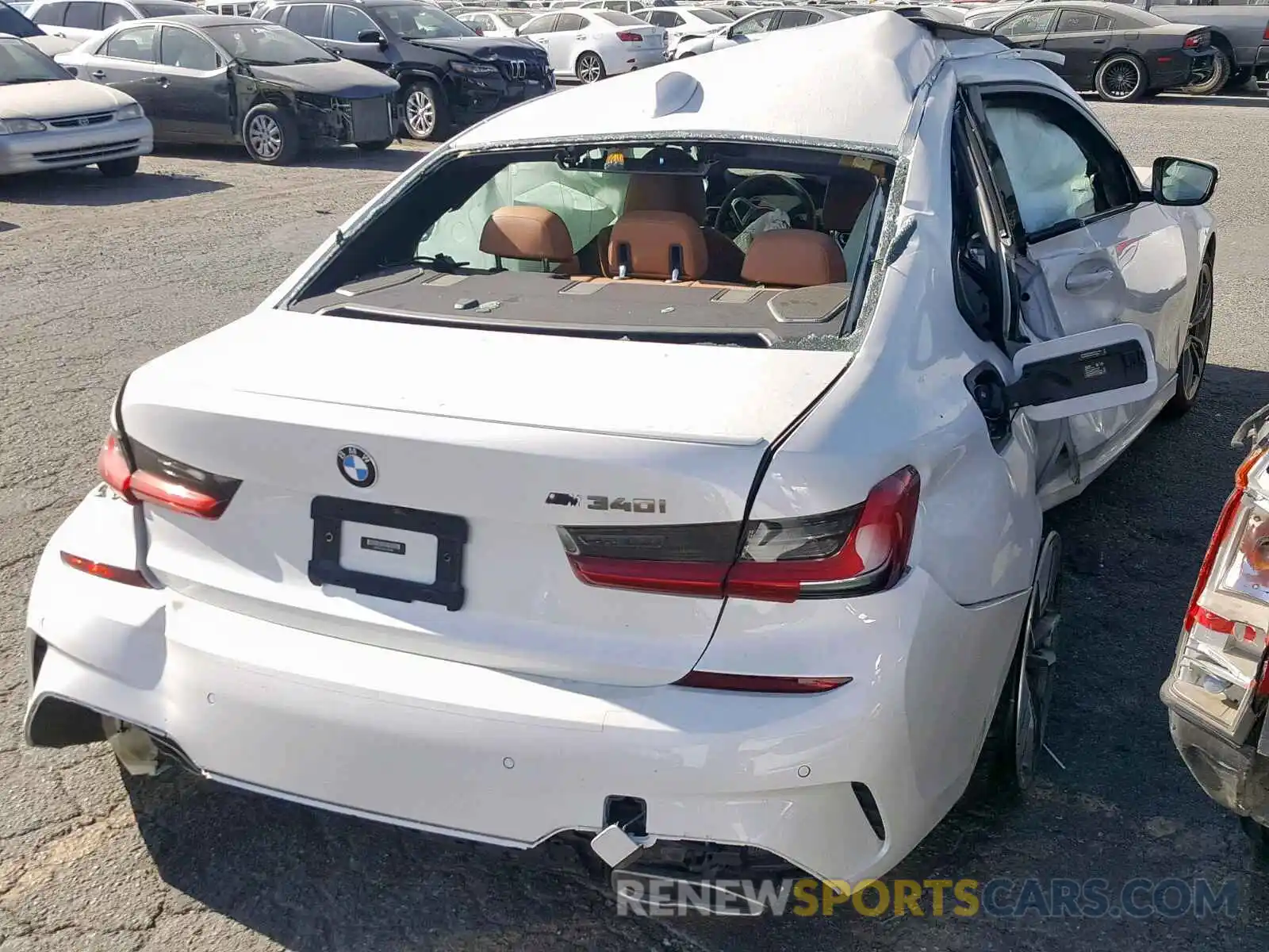 4 Photograph of a damaged car WBA5U7C04LFH06999 BMW M340I 2020
