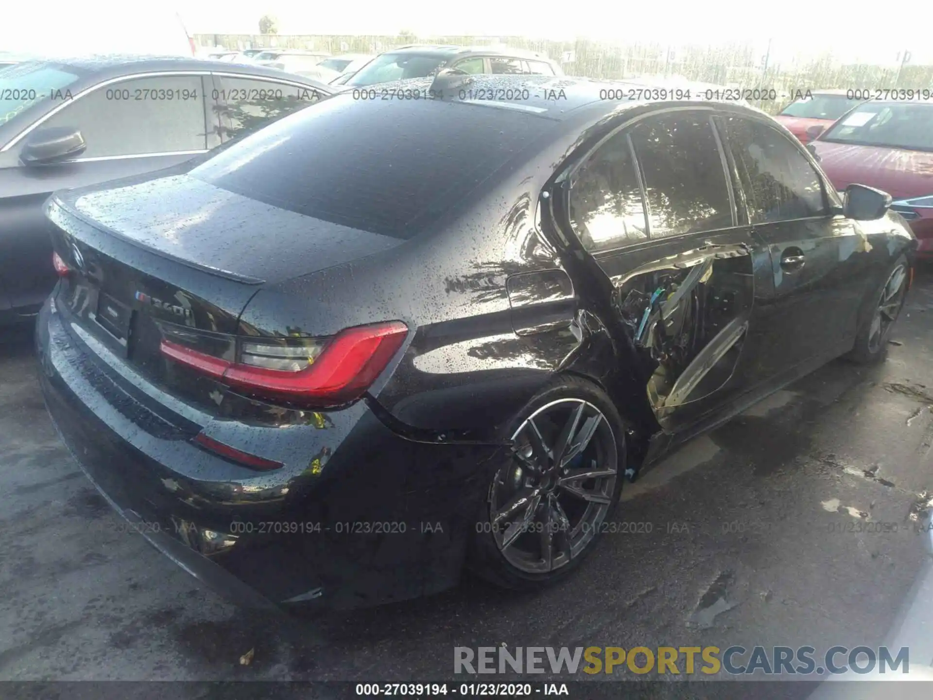 4 Photograph of a damaged car WBA5U7C04LFH61596 BMW M340I 2020