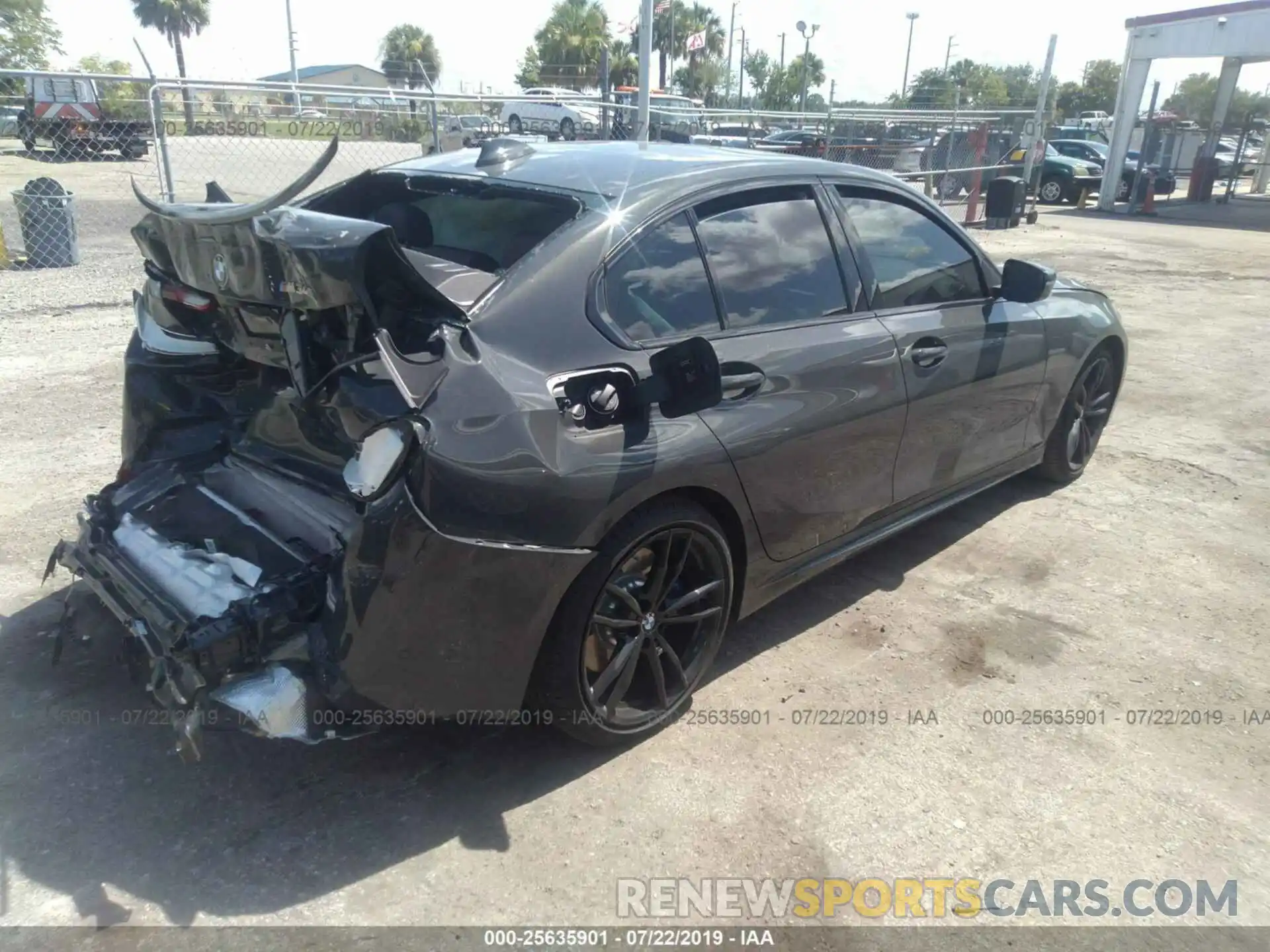 4 Photograph of a damaged car WBA5U7C08LA234476 BMW M340I 2020
