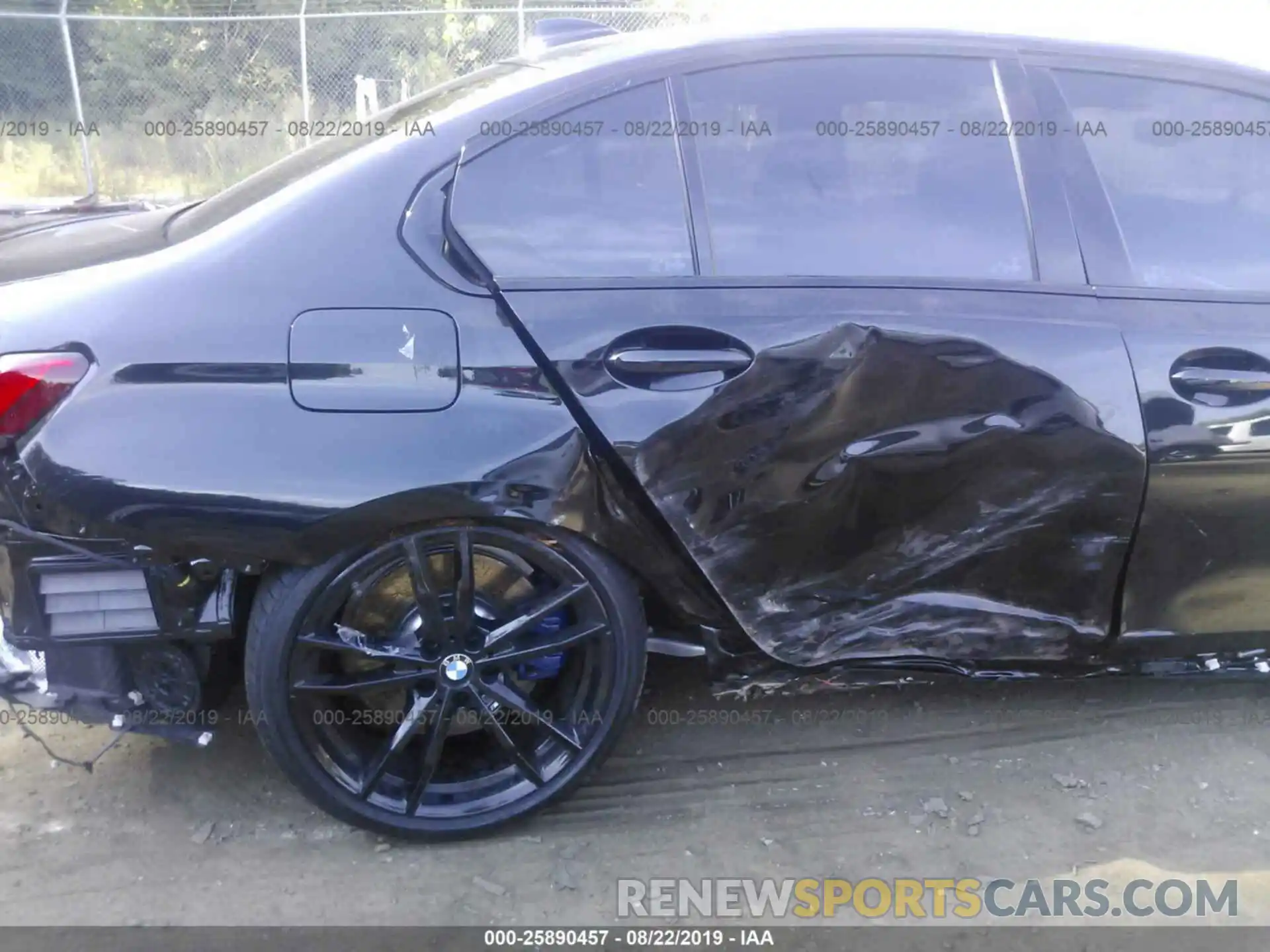 6 Photograph of a damaged car WBA5U9C01LA379337 BMW M340XI 2020
