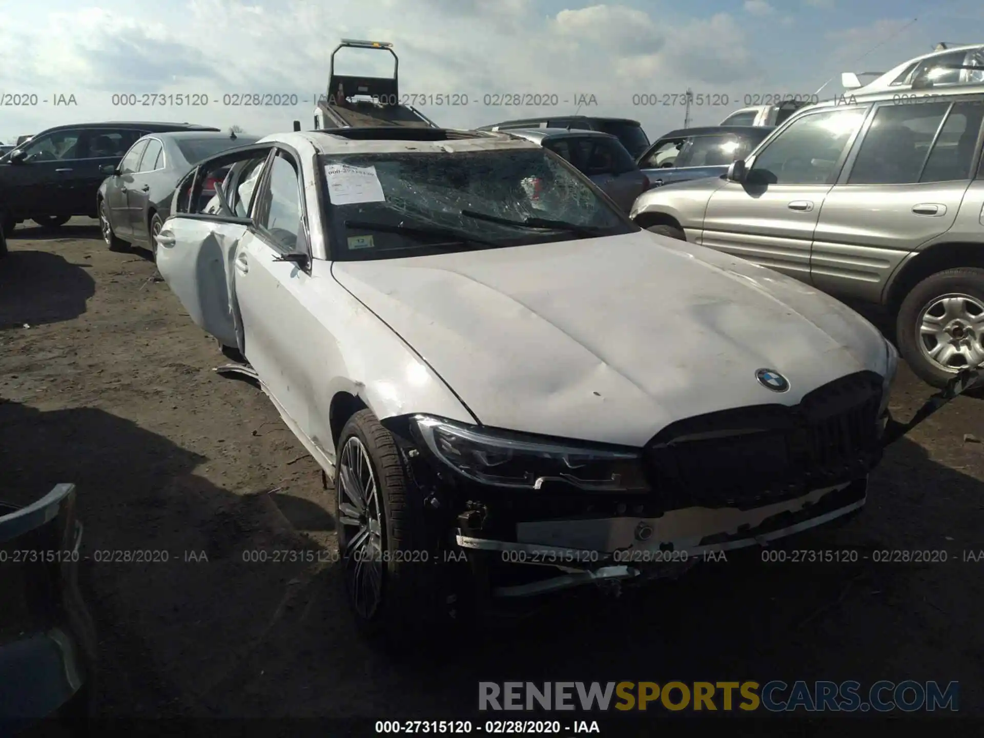 1 Photograph of a damaged car WBA5U9C02LFH28222 BMW M340XI 2020