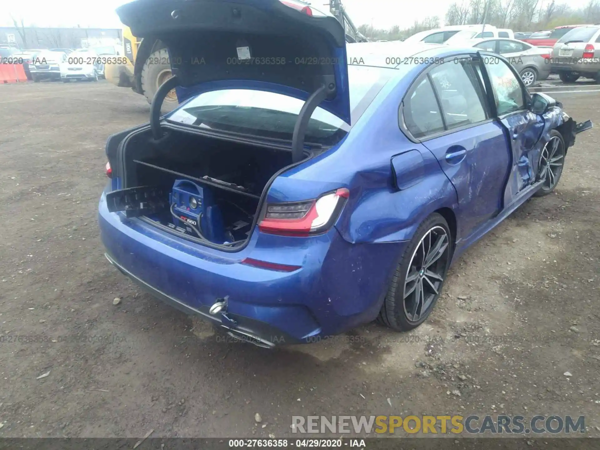 4 Photograph of a damaged car WBA5U9C04LFH37360 BMW M340XI 2020