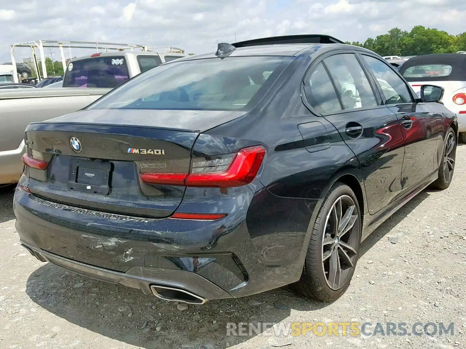 4 Photograph of a damaged car WBA5U9C08LA380162 BMW M340XI 2020