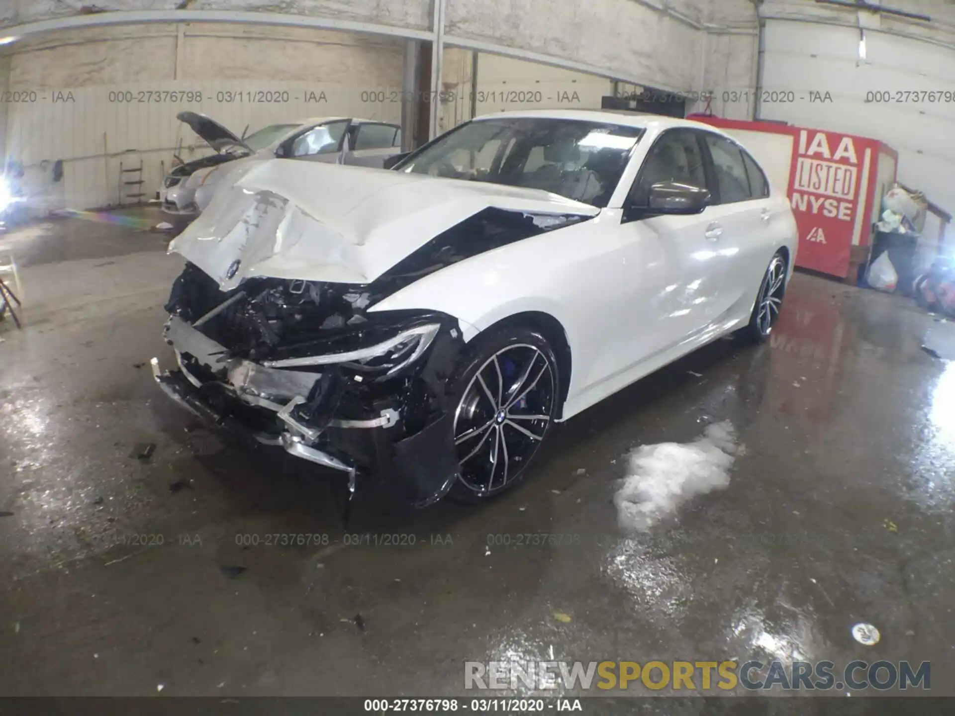 2 Photograph of a damaged car WBA5U9C0XLFH15380 BMW M340XI 2020