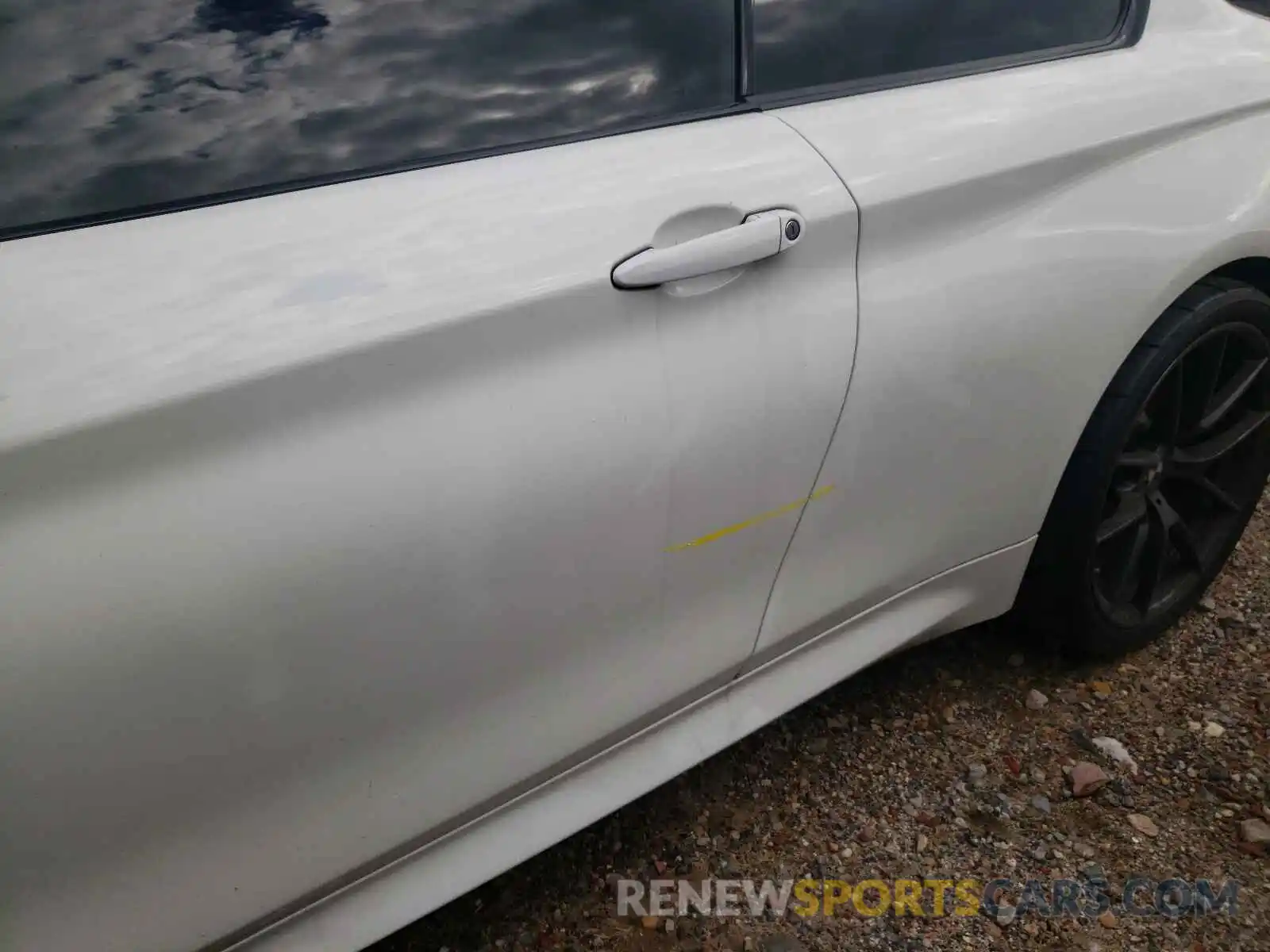 9 Photograph of a damaged car WBS3S7C52KAC09773 BMW M4 2019