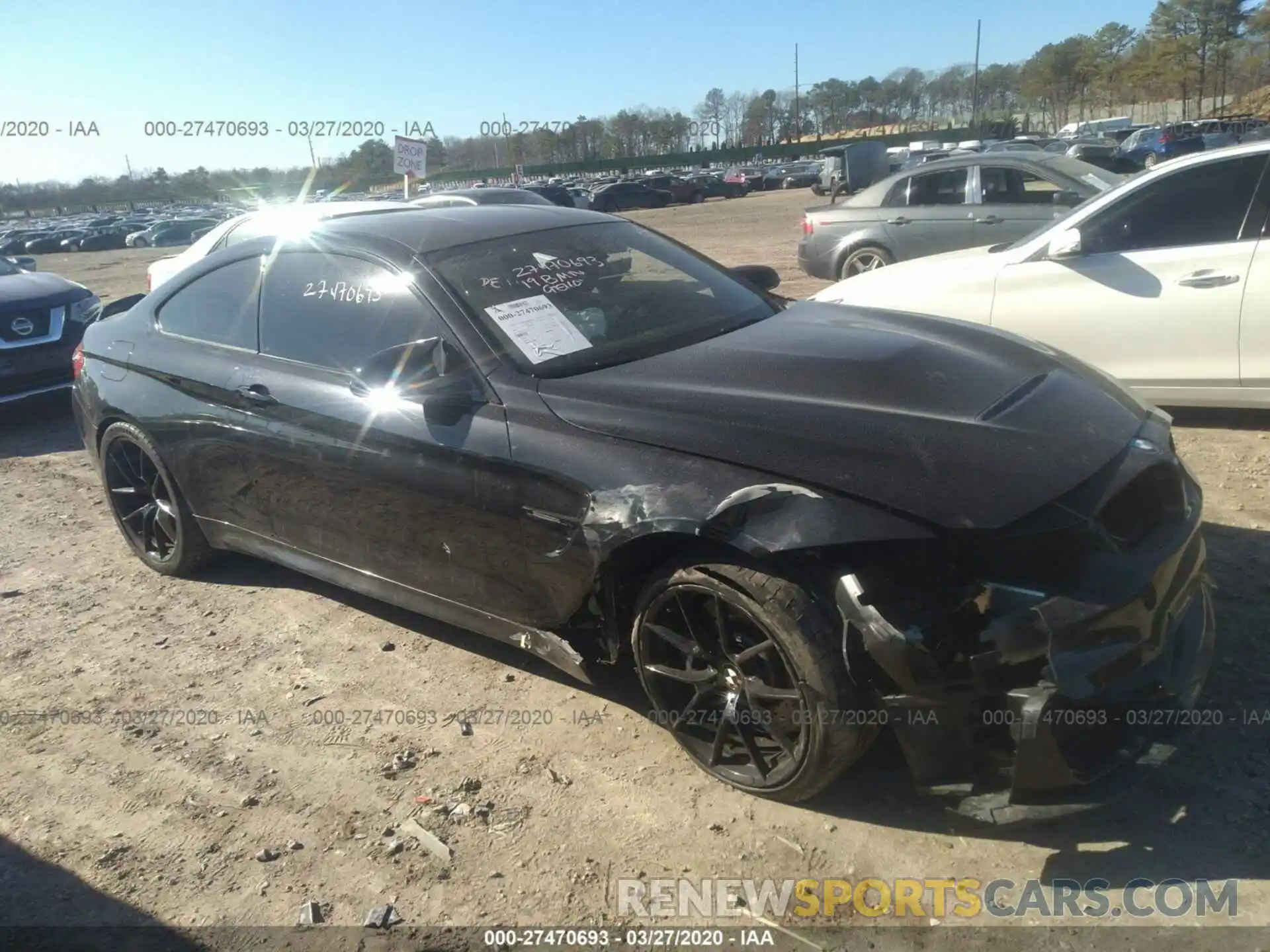 1 Photograph of a damaged car WBS3S7C57KAC09560 BMW M4 2019