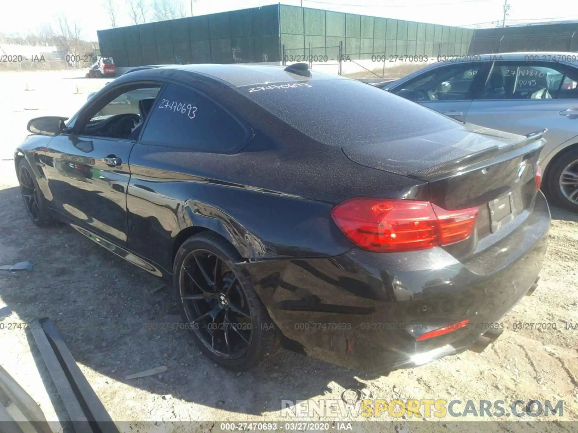 3 Photograph of a damaged car WBS3S7C57KAC09560 BMW M4 2019