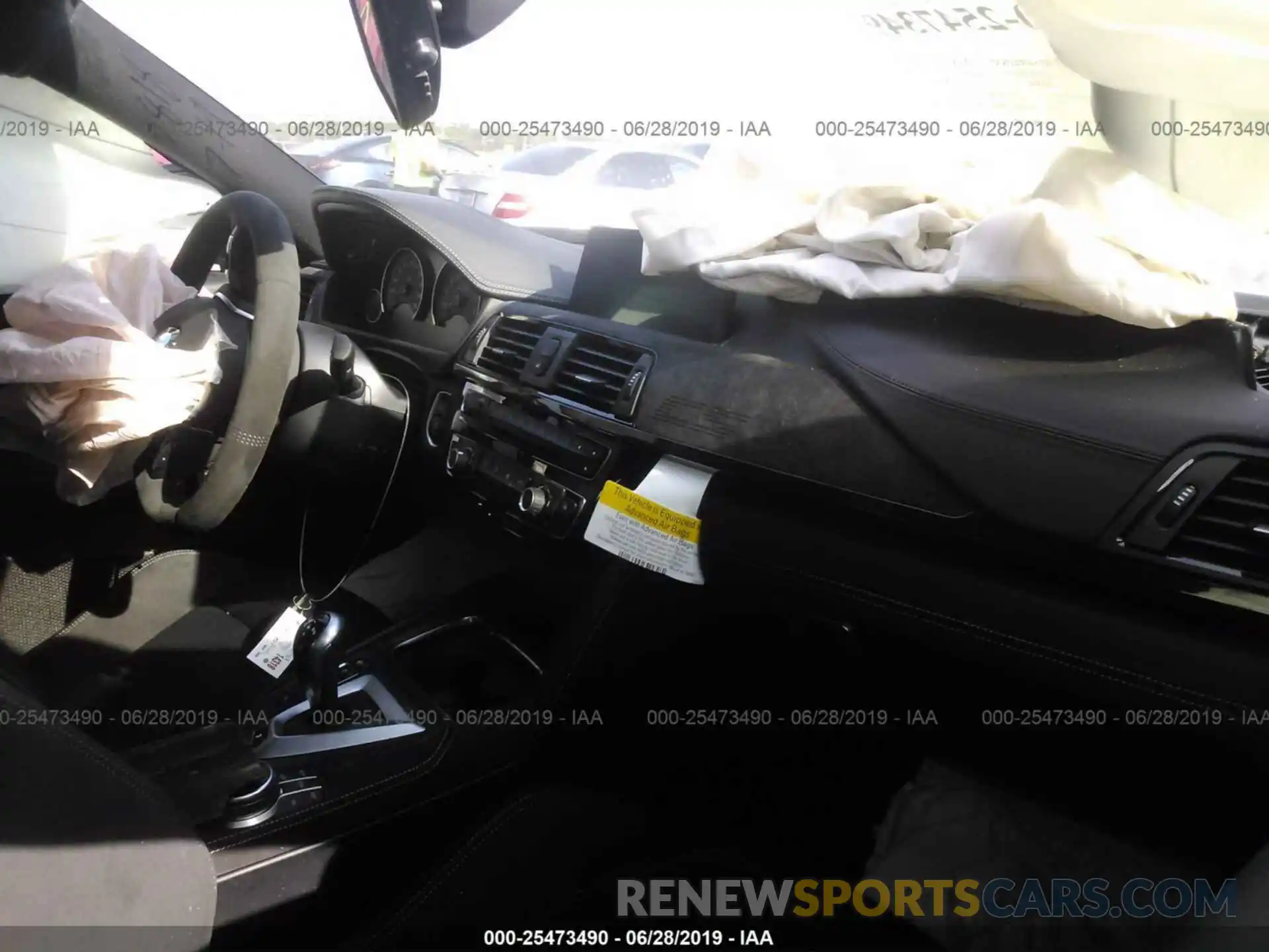 5 Photograph of a damaged car WBS3S7C57KAC09722 BMW M4 2019