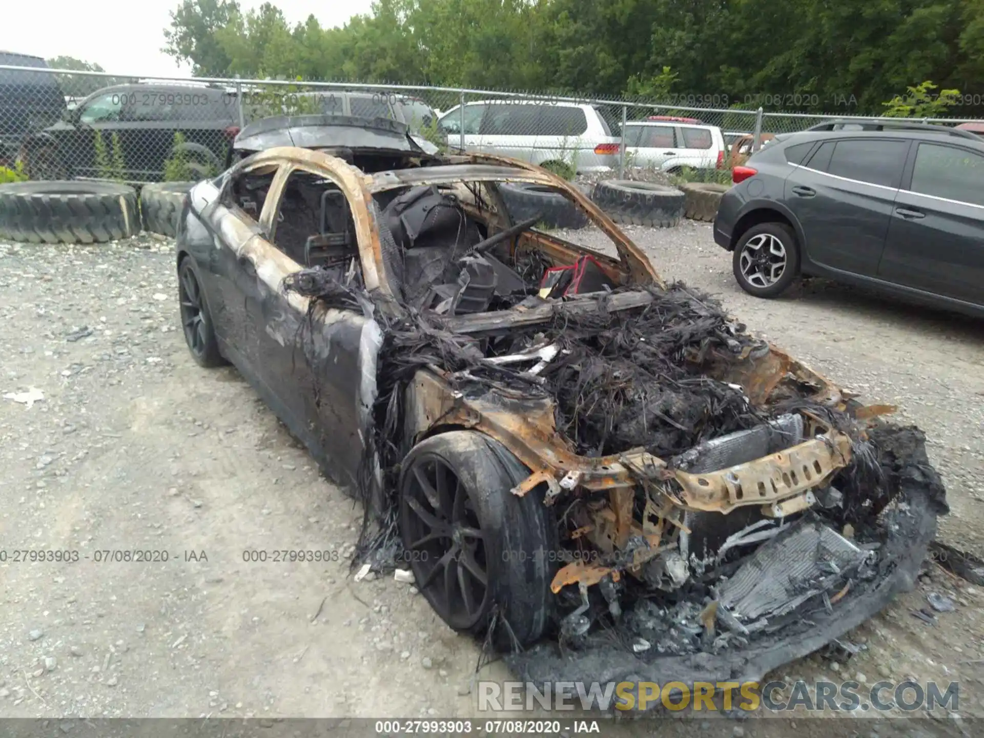 1 Photograph of a damaged car WBS3S7C58KAC09664 BMW M4 2019