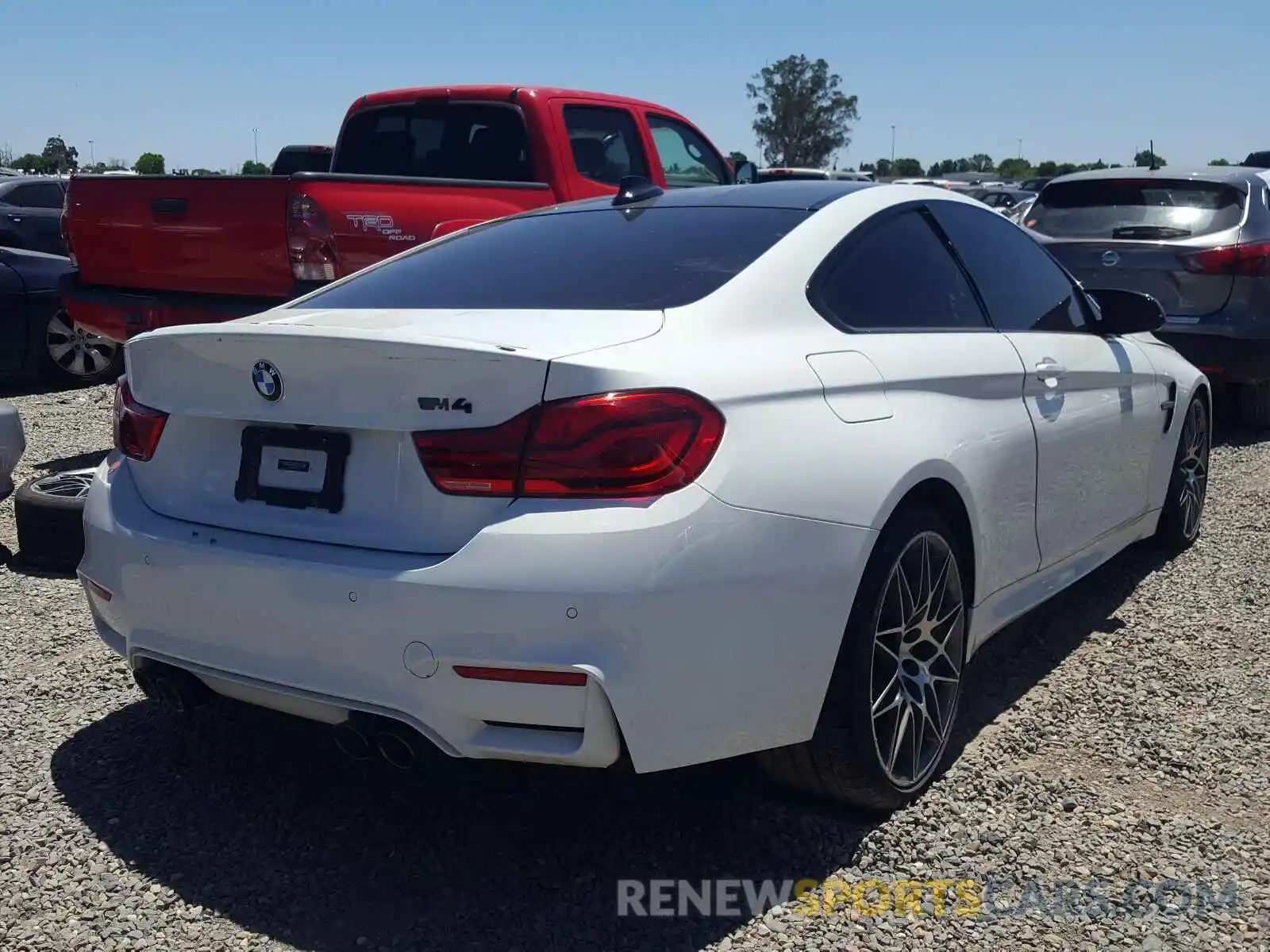 4 Photograph of a damaged car WBS4Y9C53KAG67255 BMW M4 2019