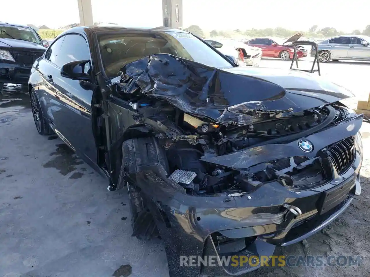 1 Photograph of a damaged car WBS4Y9C55KAG67273 BMW M4 2019