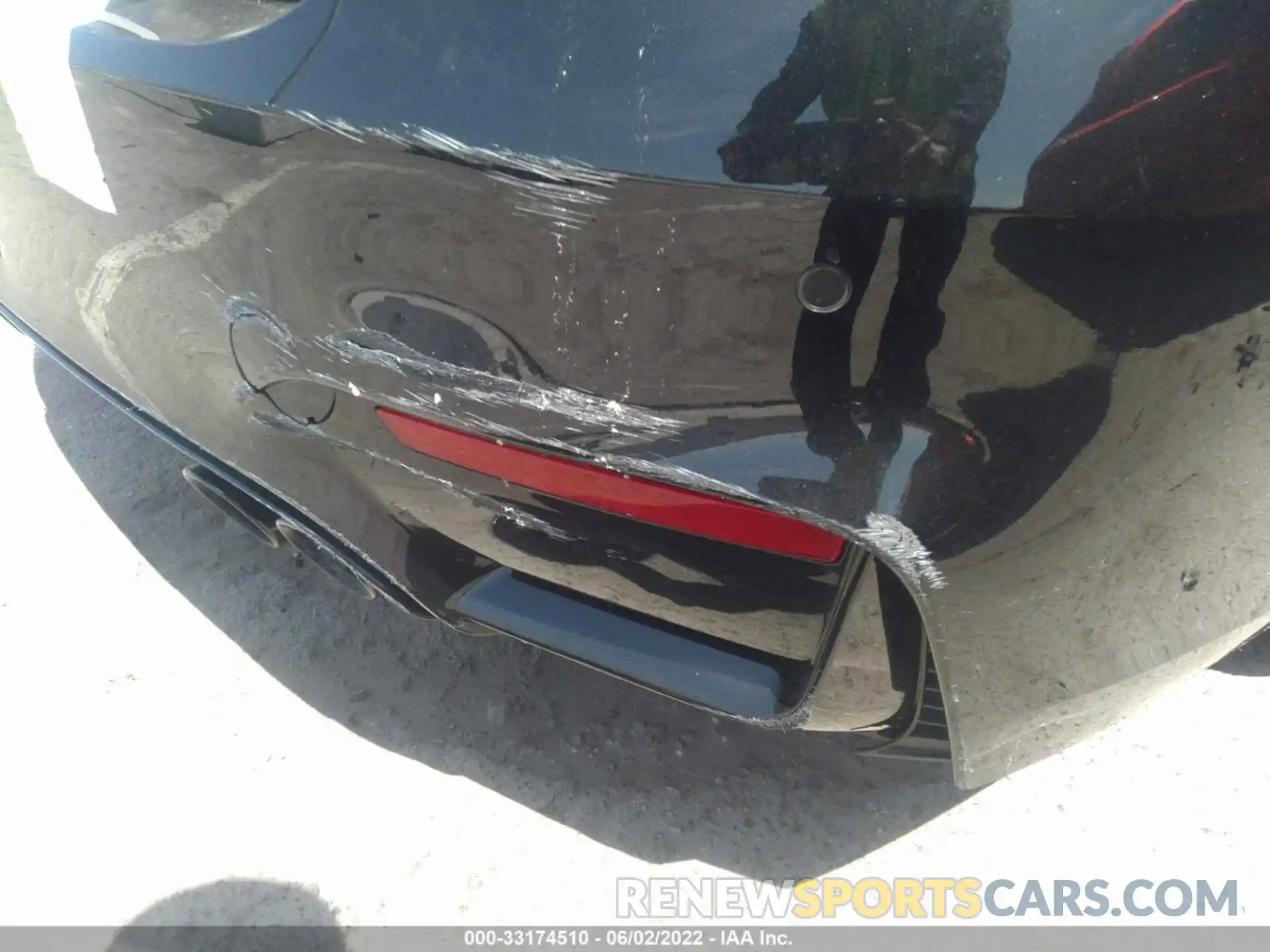 14 Photograph of a damaged car WBS4Y9C55KAG67340 BMW M4 2019