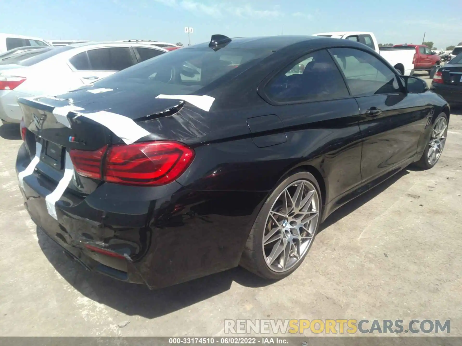 4 Photograph of a damaged car WBS4Y9C55KAG67340 BMW M4 2019