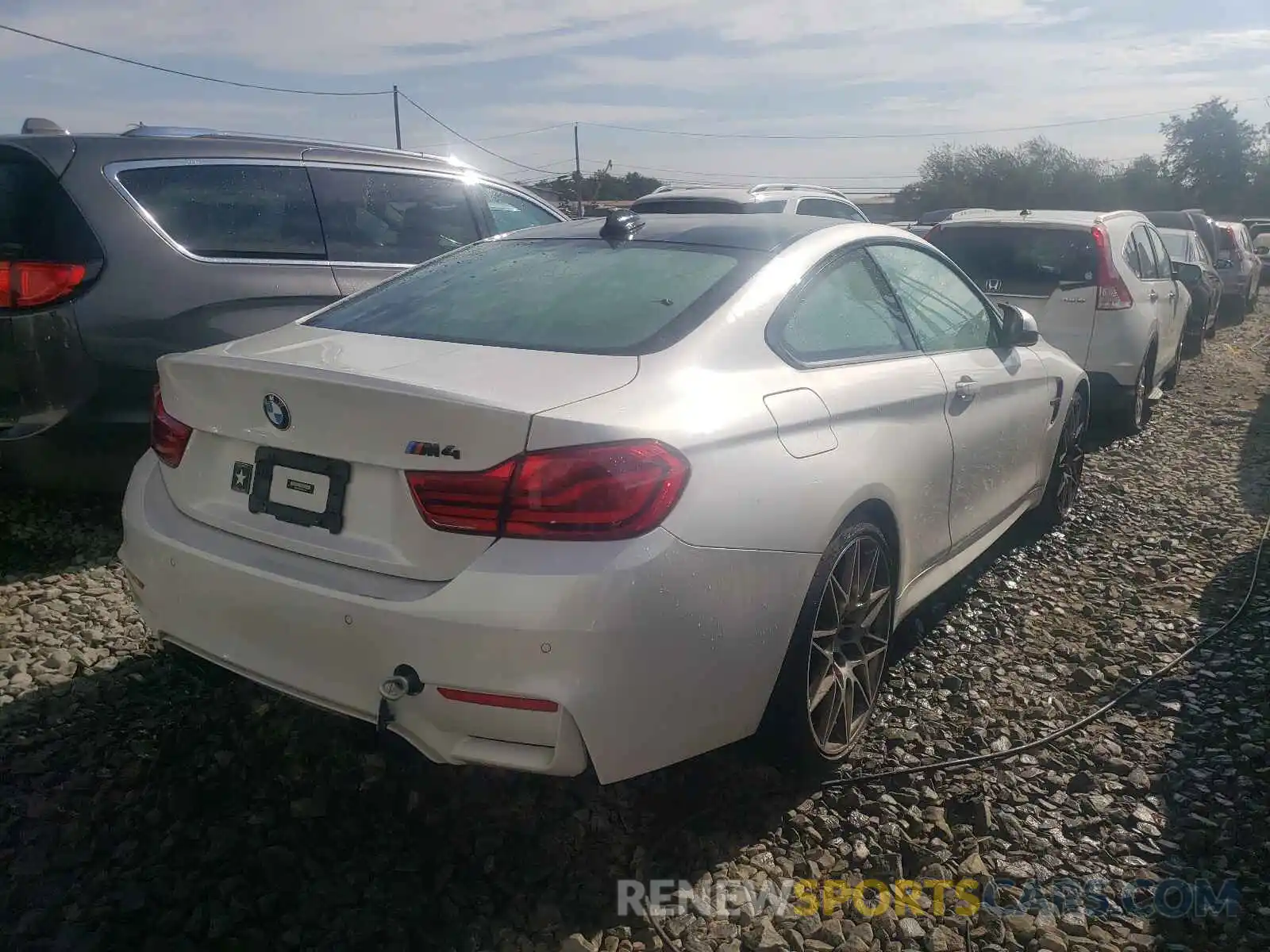 4 Photograph of a damaged car WBS4Y9C57KAG67078 BMW M4 2019