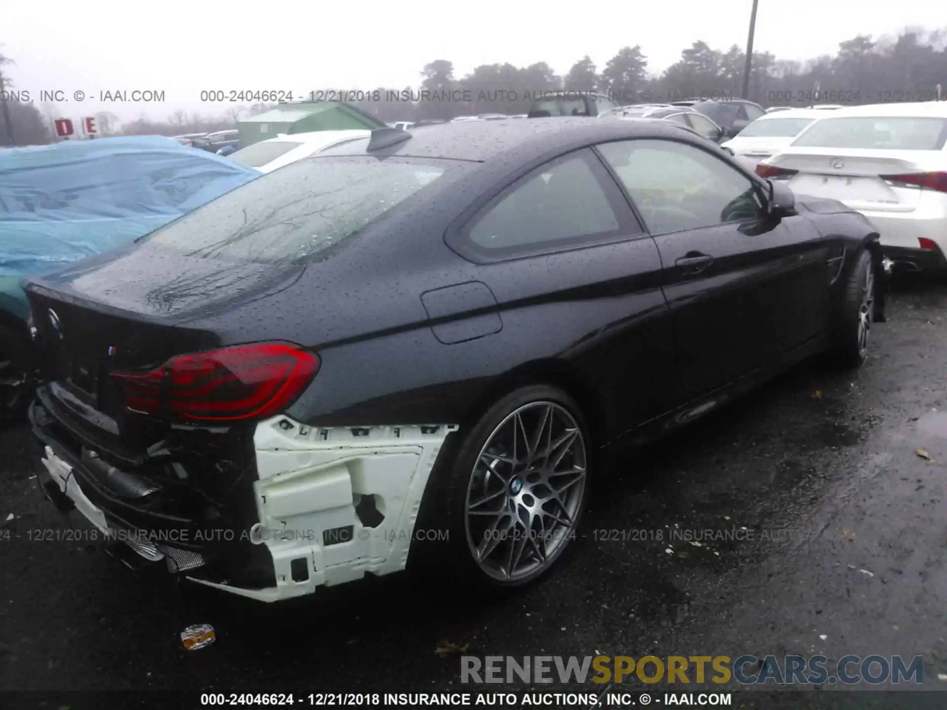 4 Photograph of a damaged car WBS4Y9C58KAG67378 BMW M4 2019