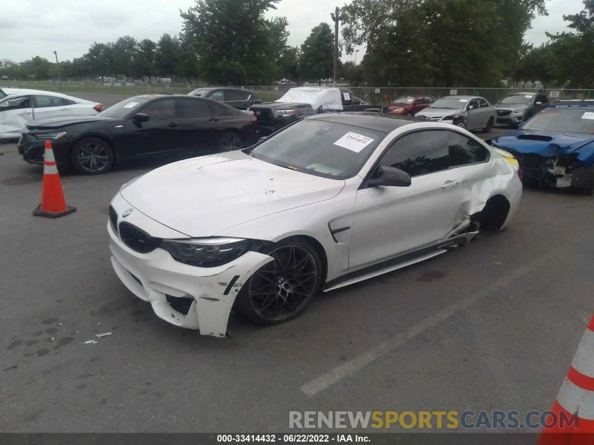 2 Photograph of a damaged car WBS4Y9C58KAG67686 BMW M4 2019