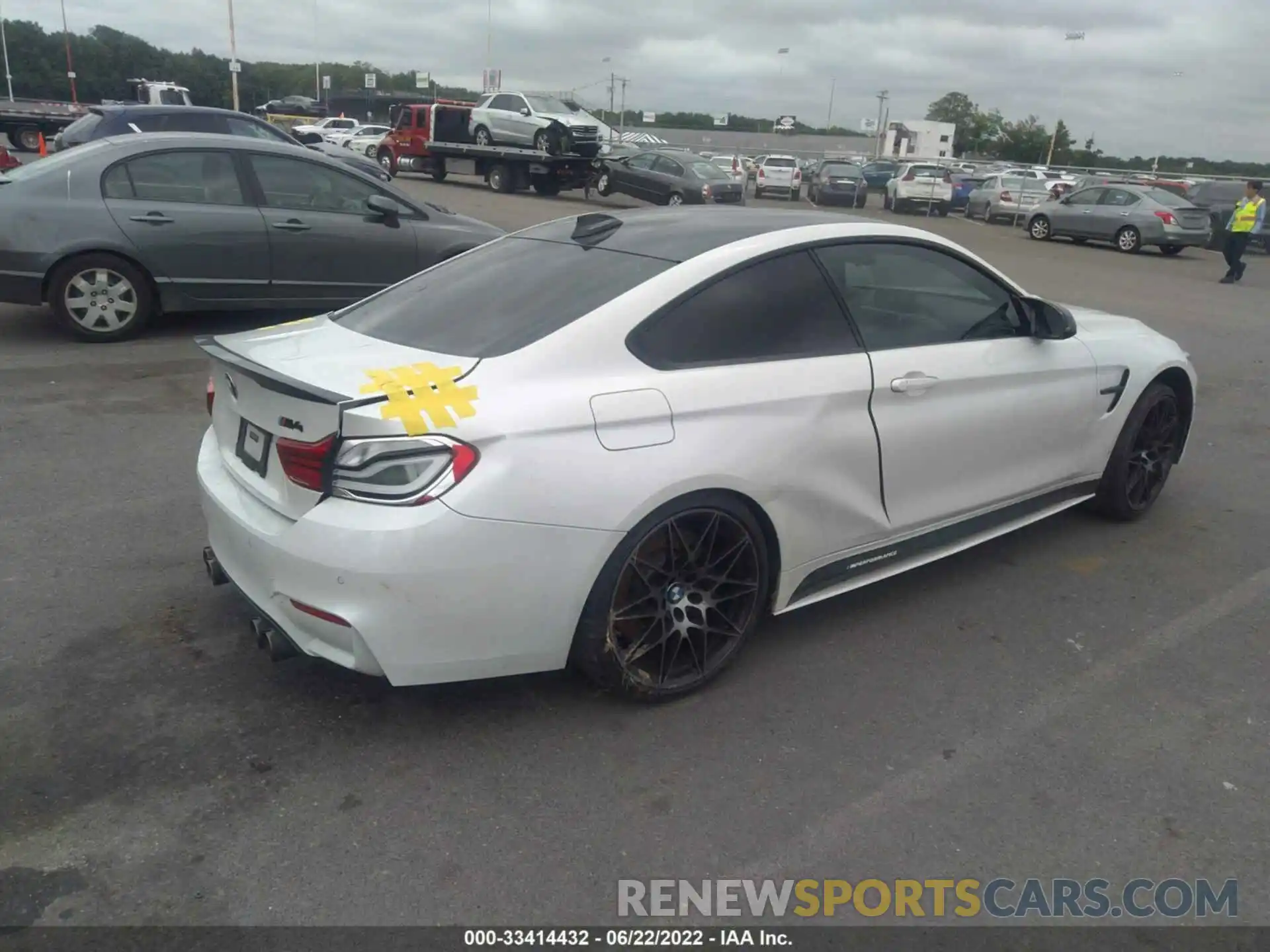 4 Photograph of a damaged car WBS4Y9C58KAG67686 BMW M4 2019