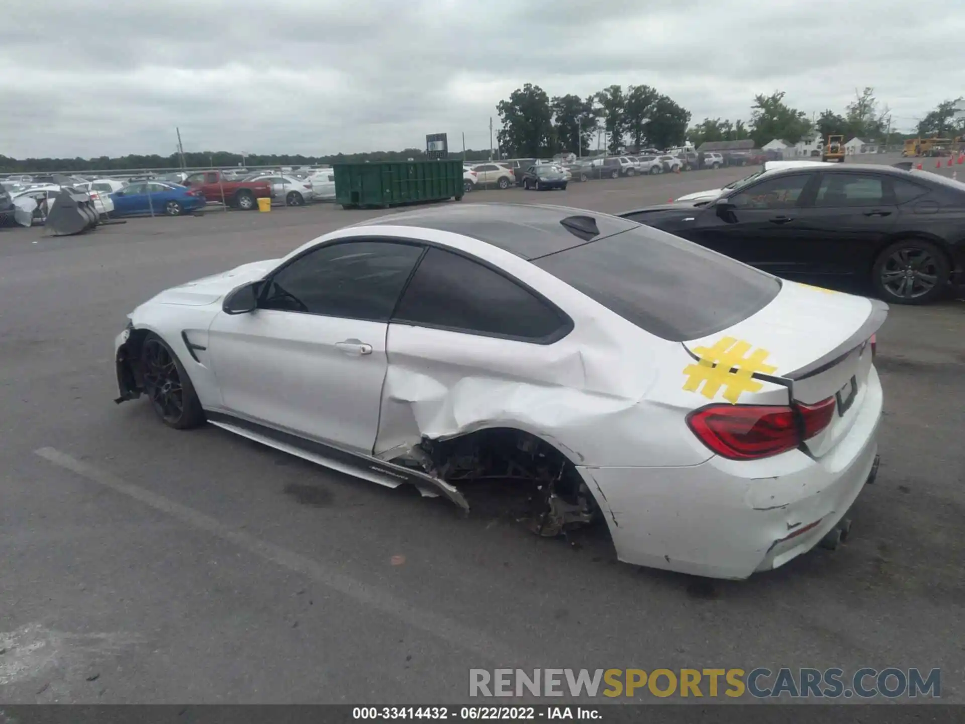 6 Photograph of a damaged car WBS4Y9C58KAG67686 BMW M4 2019