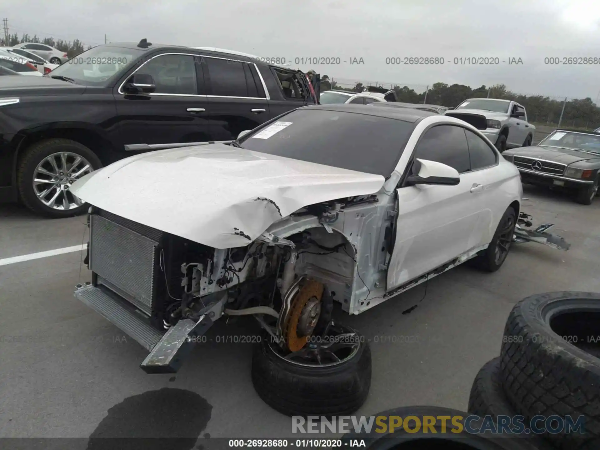 2 Photograph of a damaged car WBS4Y9C58KAG67705 BMW M4 2019