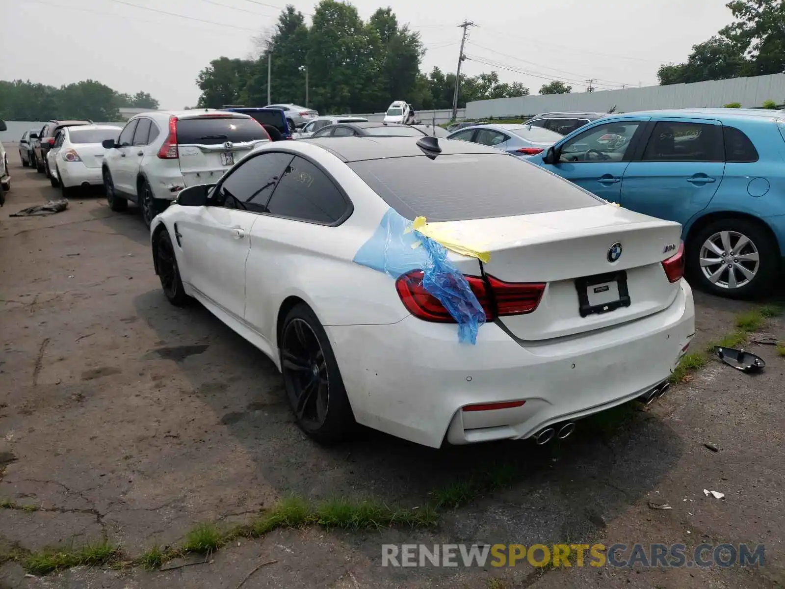 3 Photograph of a damaged car WBS4Y9C59KAG67664 BMW M4 2019