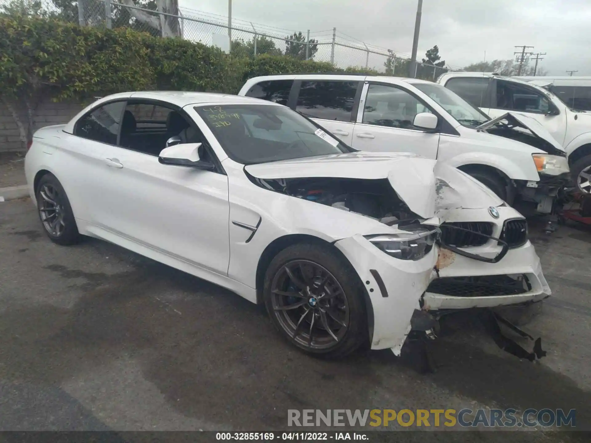 1 Photograph of a damaged car WBS4Z9C50KEJ63698 BMW M4 2019