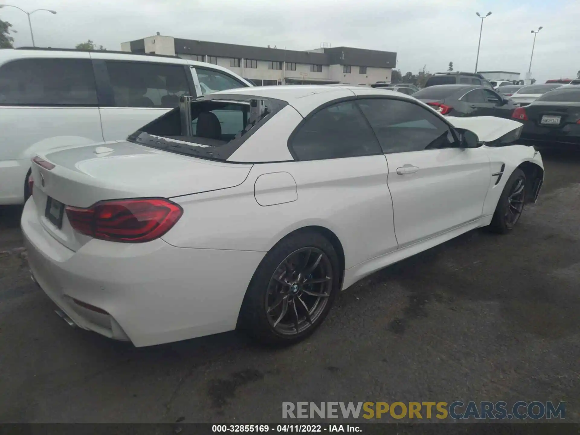 4 Photograph of a damaged car WBS4Z9C50KEJ63698 BMW M4 2019