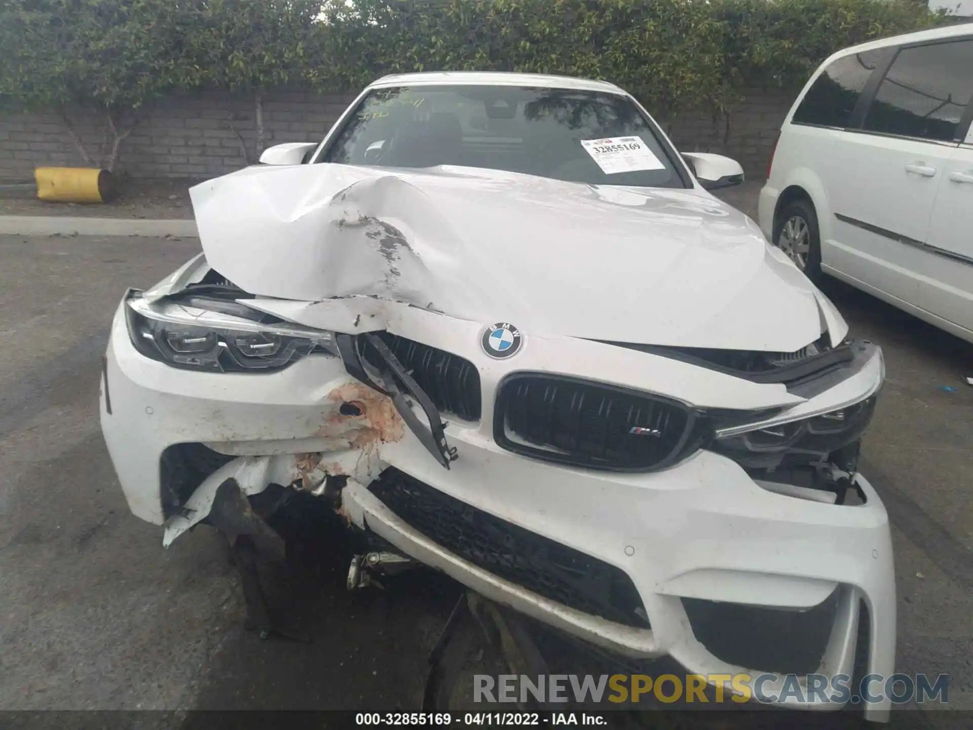 6 Photograph of a damaged car WBS4Z9C50KEJ63698 BMW M4 2019