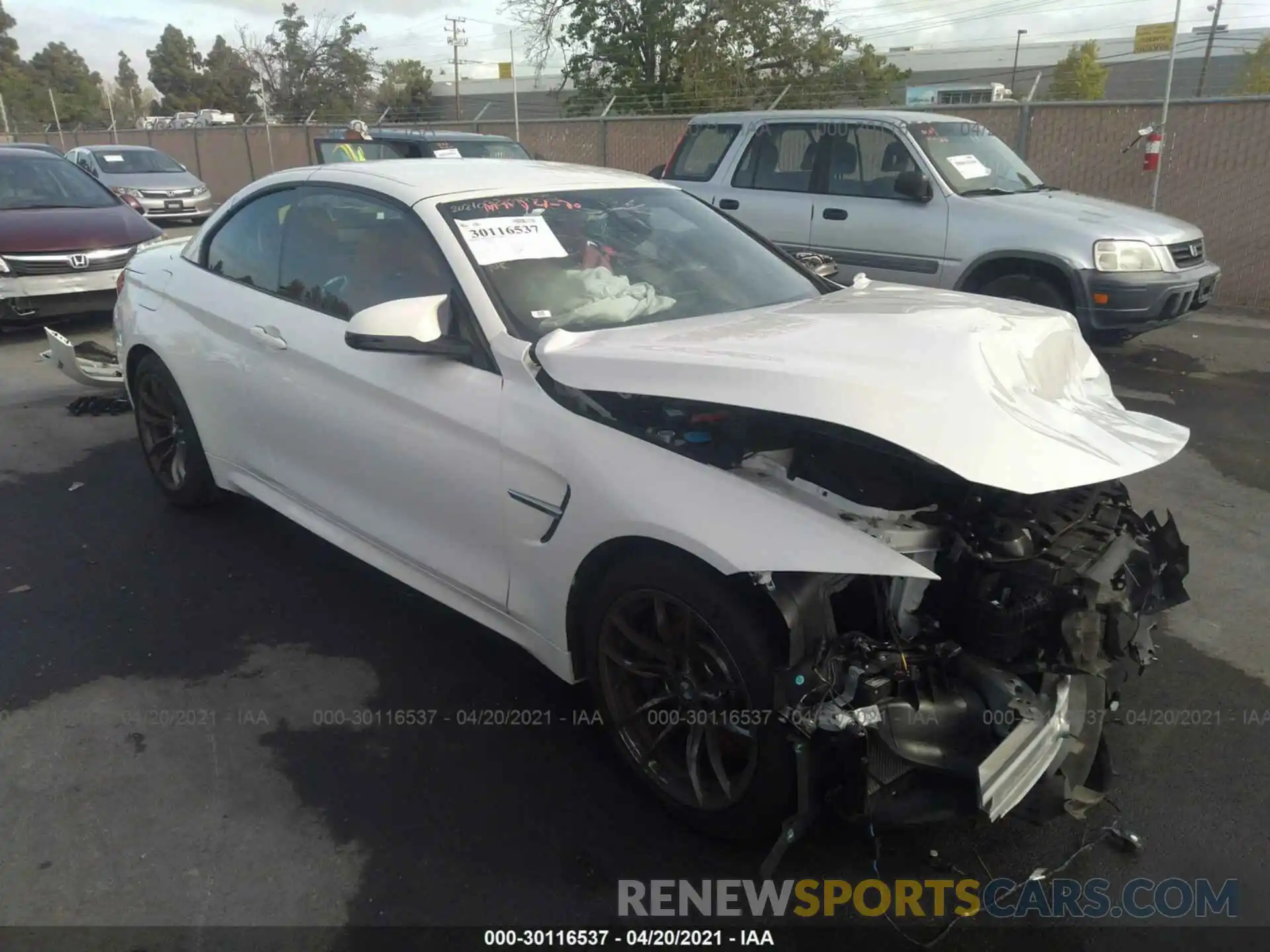 1 Photograph of a damaged car WBS4Z9C5XKEJ63840 BMW M4 2019