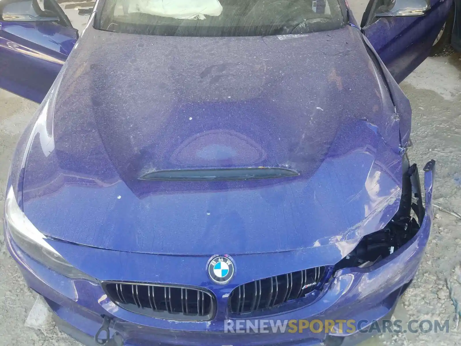 7 Photograph of a damaged car WBS3S7C03LFH09840 BMW M4 2020