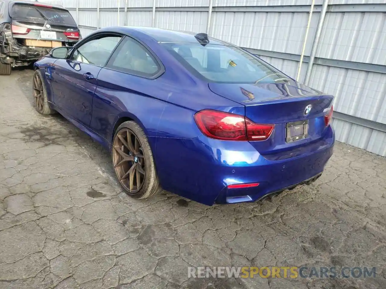 3 Фотография поврежденного автомобиля WBS3S7C03LFH10874 BMW M4 2020