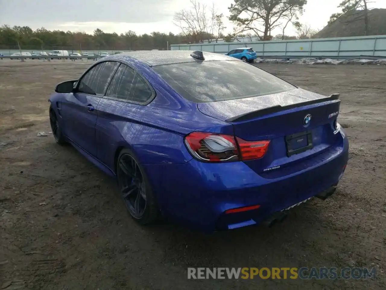 3 Photograph of a damaged car WBS3S7C08LFH13821 BMW M4 2020