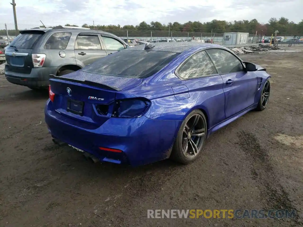 4 Photograph of a damaged car WBS3S7C08LFH13821 BMW M4 2020