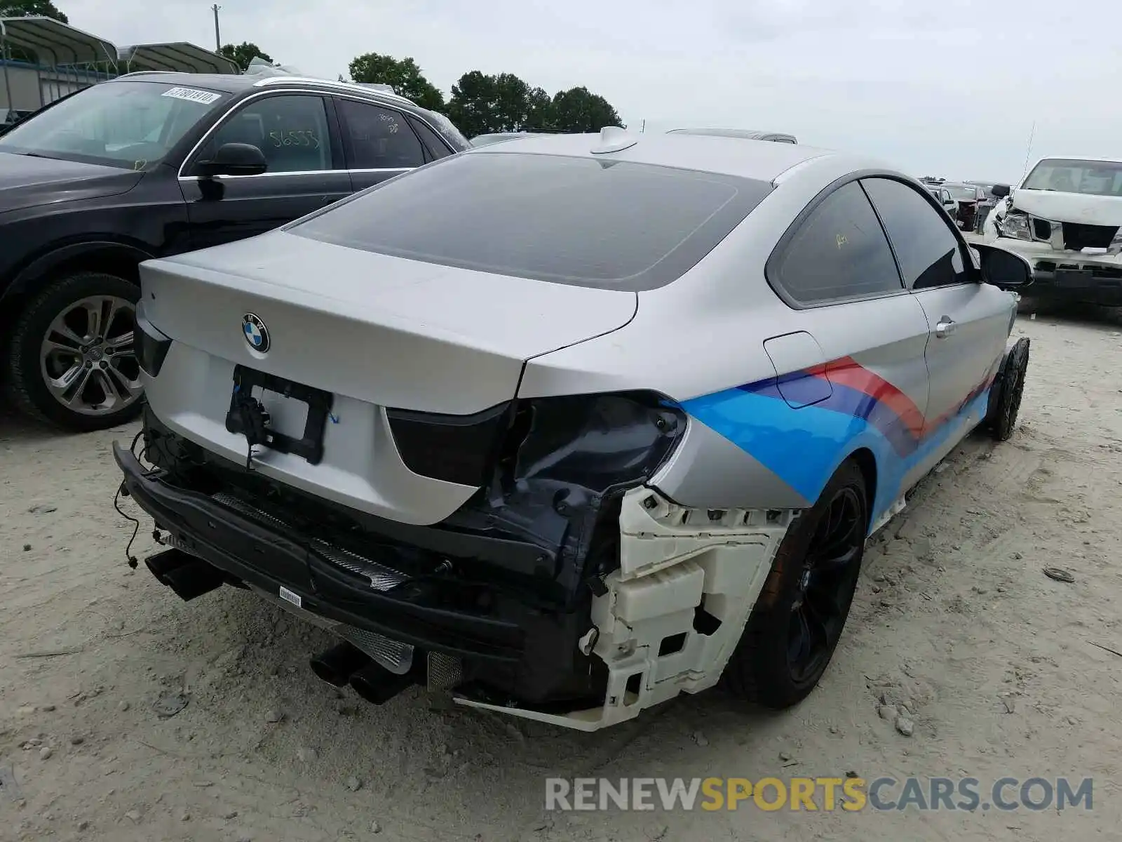 4 Photograph of a damaged car WBS4Y9C01LAH82992 BMW M4 2020