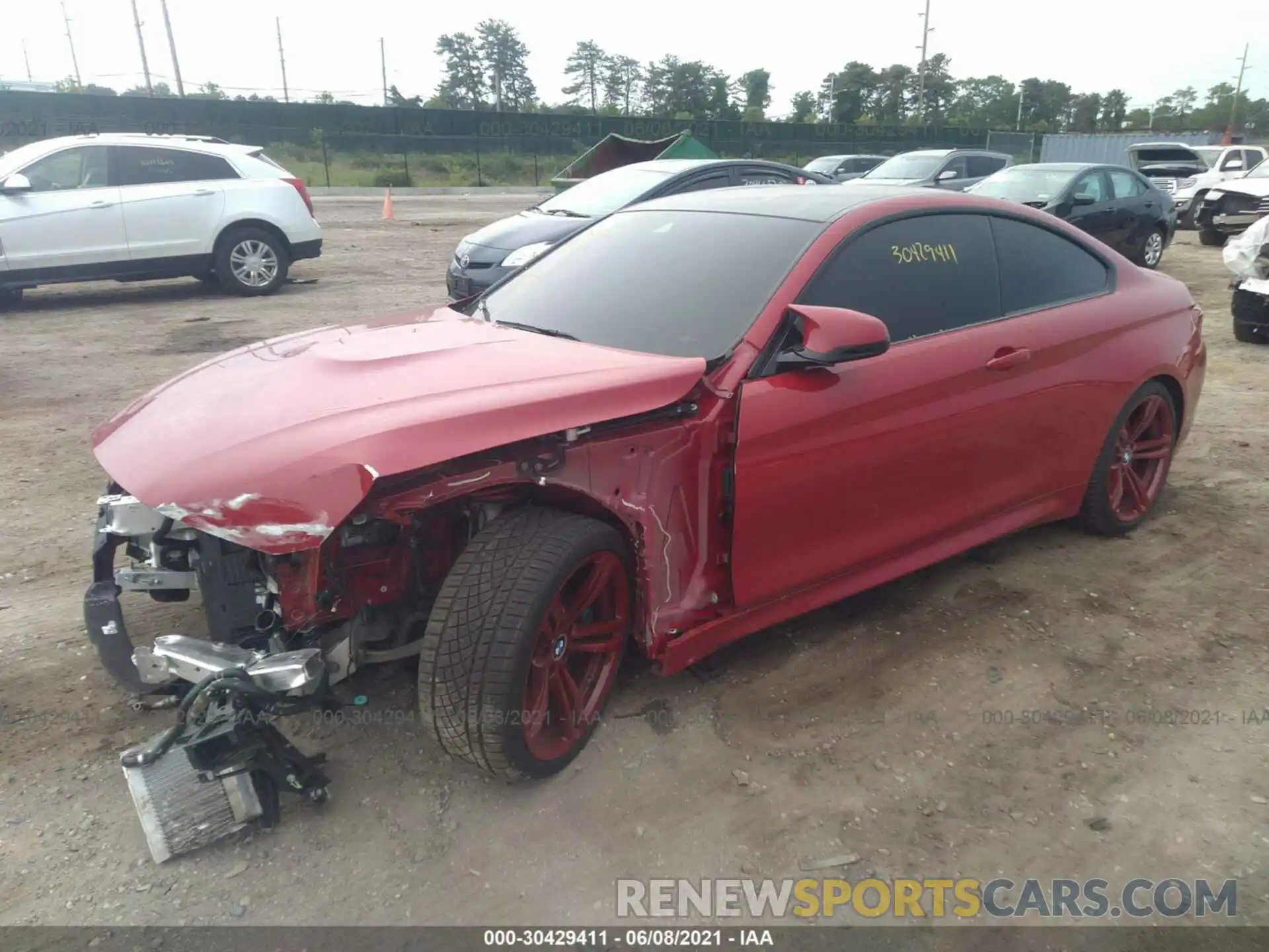 2 Photograph of a damaged car WBS4Y9C01LFJ78746 BMW M4 2020