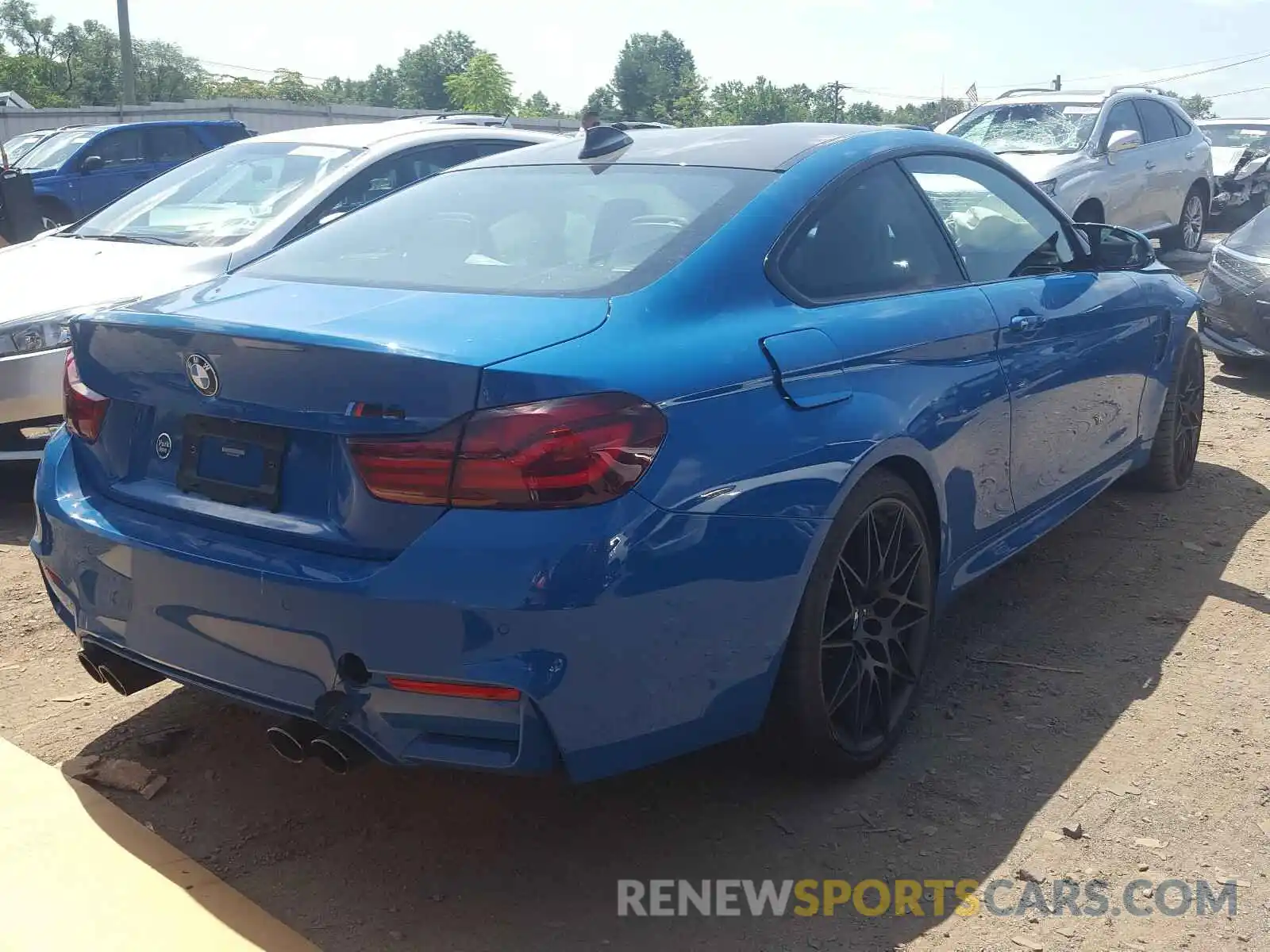 4 Photograph of a damaged car WBS4Y9C02LFJ17907 BMW M4 2020