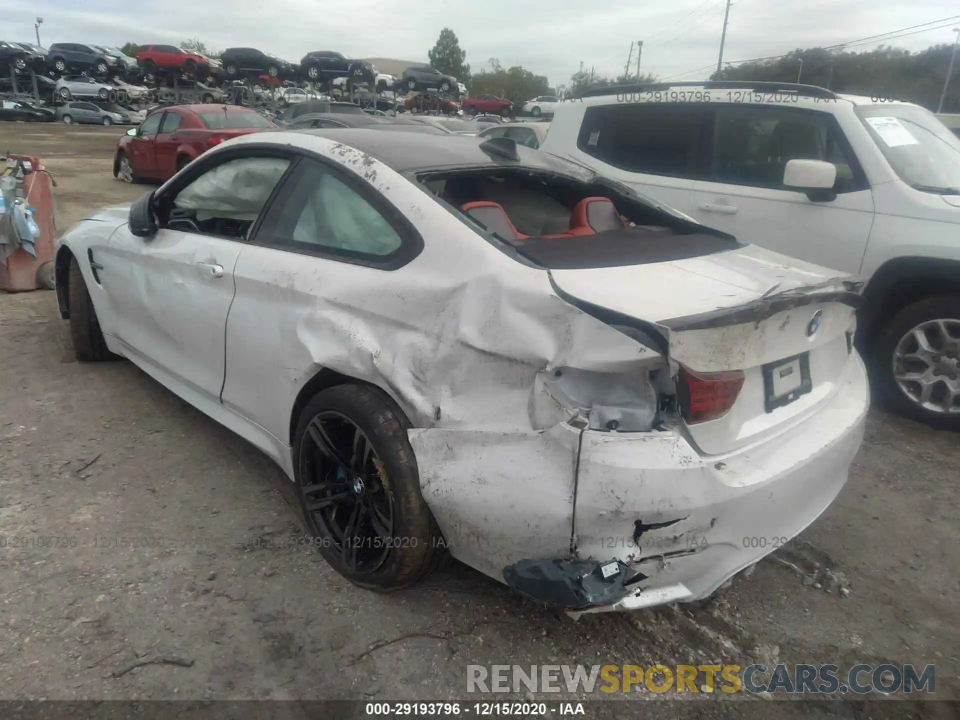 3 Photograph of a damaged car WBS4Y9C06LAH82986 BMW M4 2020