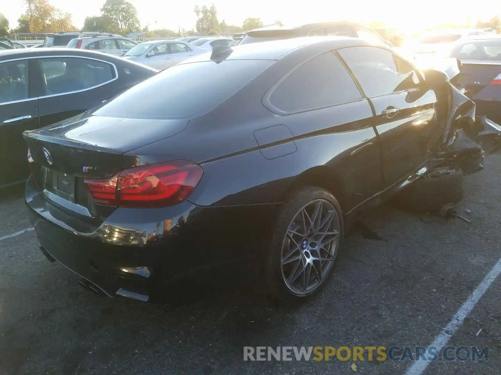 4 Photograph of a damaged car WBS4Y9C06LFH49375 BMW M4 2020