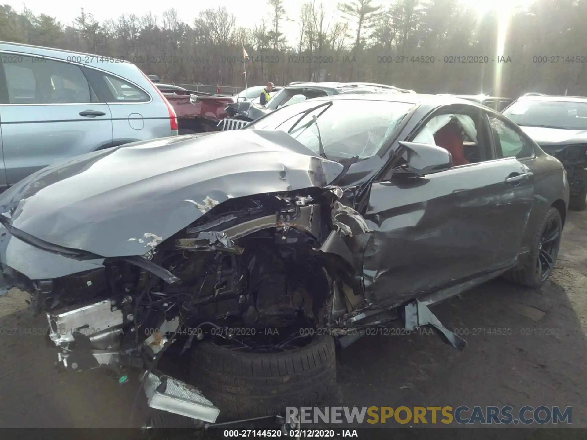 2 Photograph of a damaged car WBS4Y9C06LFH91139 BMW M4 2020