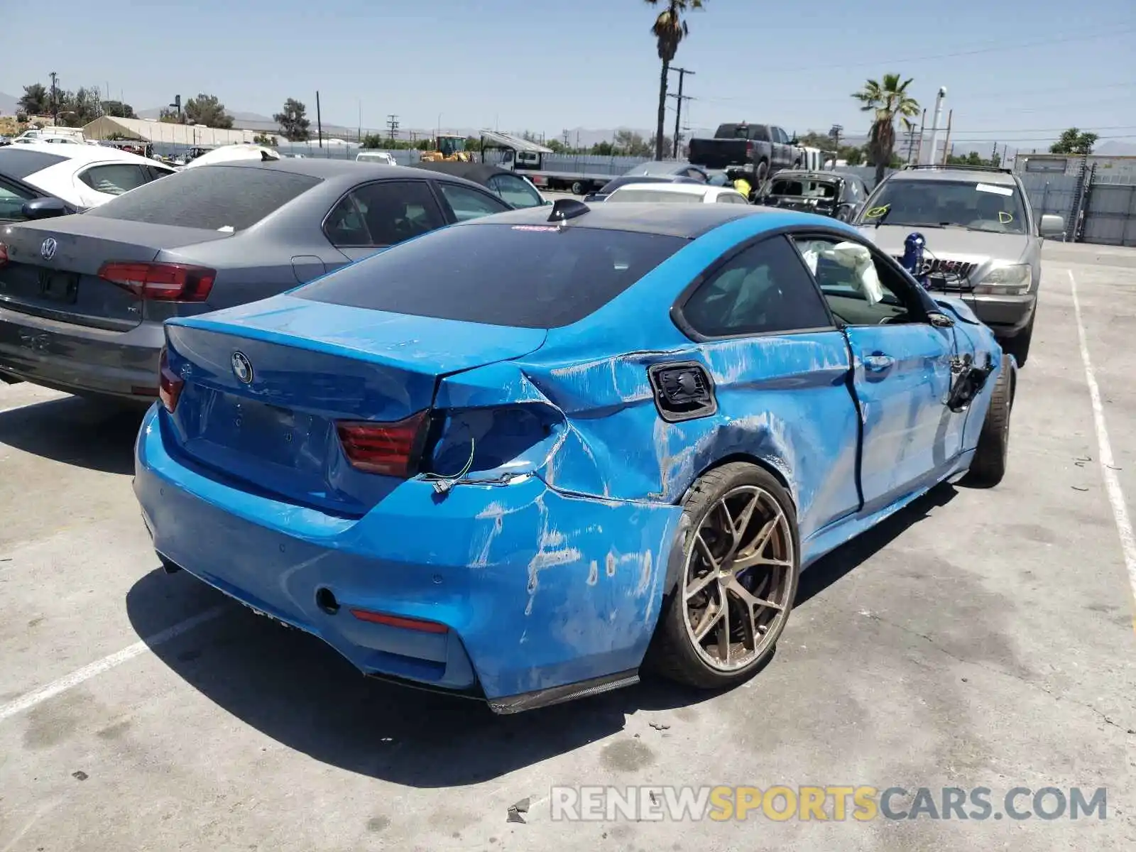 4 Photograph of a damaged car WBS4Y9C08LFH35106 BMW M4 2020