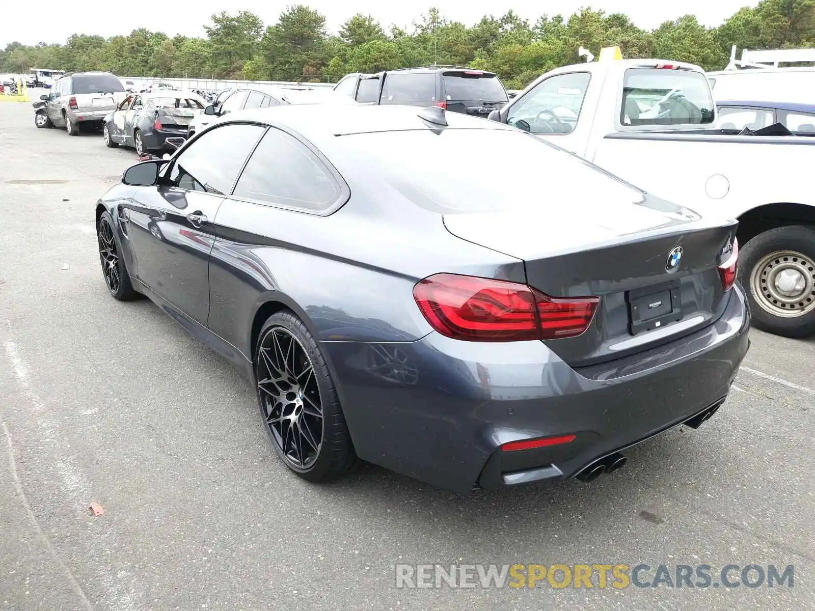 3 Photograph of a damaged car WBS4Y9C0XLAH82974 BMW M4 2020