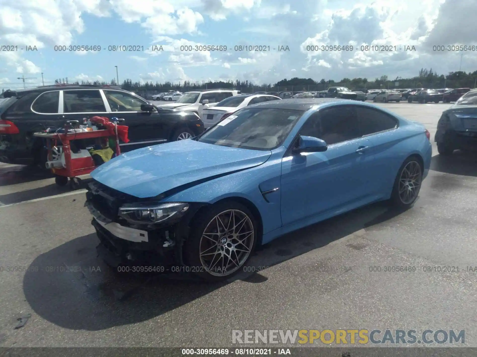 2 Photograph of a damaged car WBS4Y9C0XLFH65790 BMW M4 2020