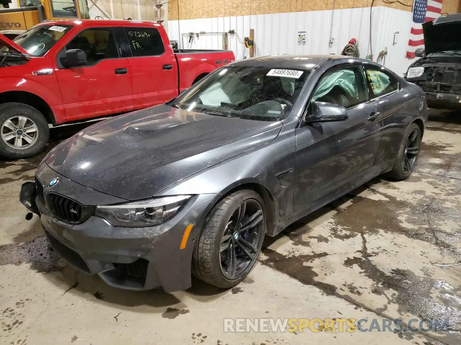 2 Photograph of a damaged car WBS4Y9C0XLFH89197 BMW M4 2020