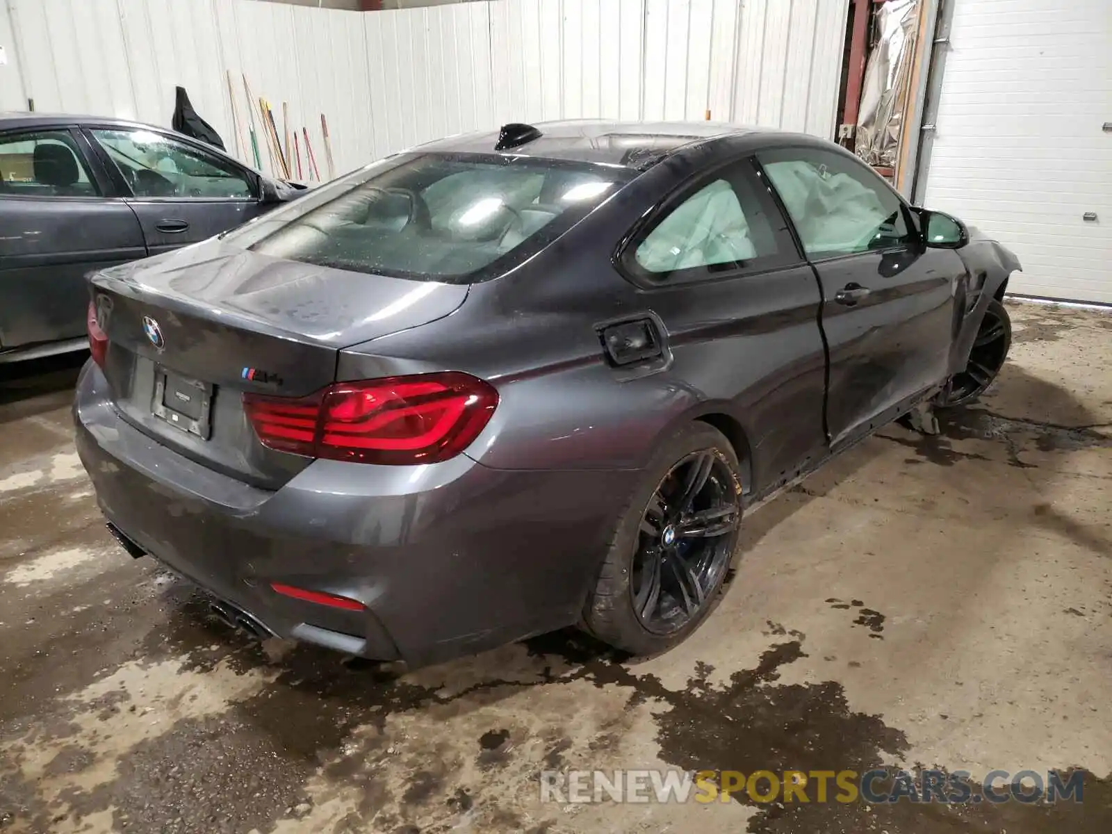 4 Photograph of a damaged car WBS4Y9C0XLFH89197 BMW M4 2020