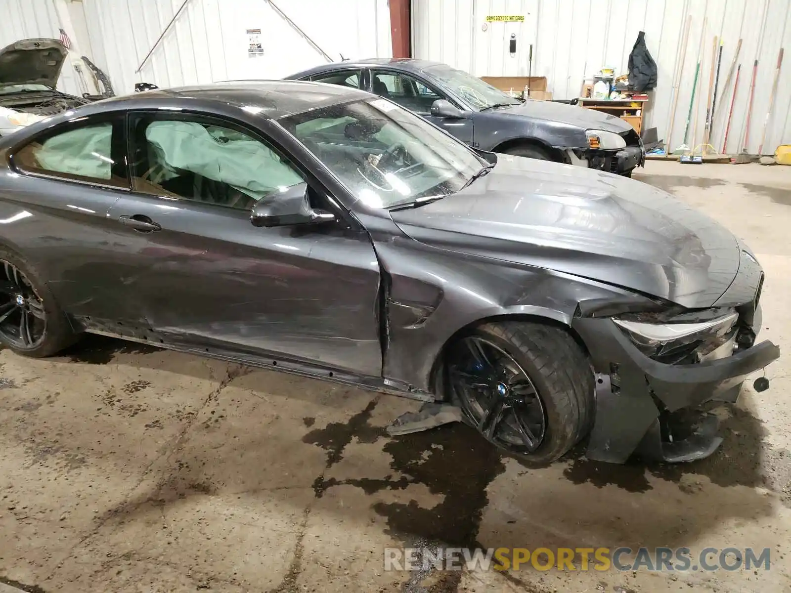 9 Photograph of a damaged car WBS4Y9C0XLFH89197 BMW M4 2020