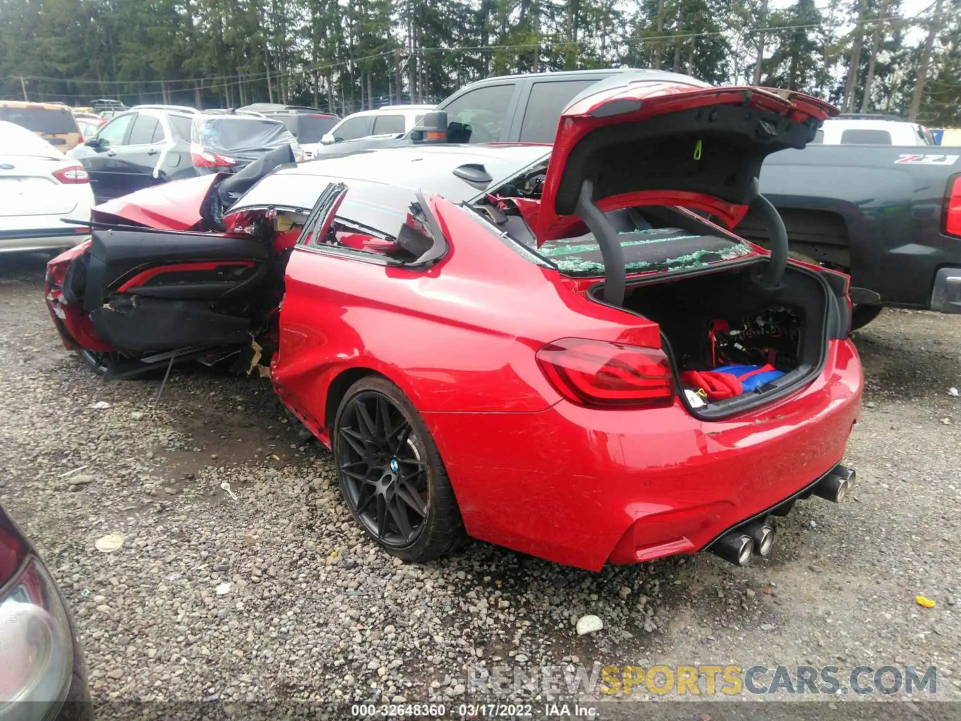 3 Photograph of a damaged car WBS4Y9C0XLFJ64926 BMW M4 2020